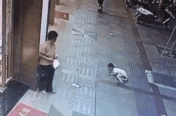 【每日签到】20191219 虐童的老太太，你的良心会痛吗？