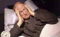 
                    如何区分是老年性帕金森还是老年性痴呆？认真阅读，记得收藏！
                
                 
    