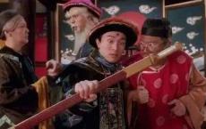 狗咬人不承认，错在做人立德上，王新刚道歉了，这事还没完！