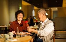 男人过了50岁，性生活次数要不要减少？