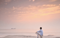 人到中年_不诉沧桑，不露锋芒，不减锐气