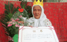 违背自然规律？科研人员“编程”细胞，114岁老人细胞重回0岁