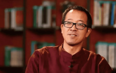 59岁俞敏洪转行直播带货_摧毁一个中年人有多容易_