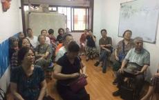 “爱福家”养老骗局丨“承诺住所，还给返利”，逾千名老人被骗背后