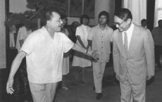 纪念｜金庸与邓小平的唯一一次会面