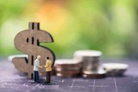 老龄化加速、养老负担加剧，未来人均养老消费预期超百万元