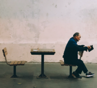 关怀模式,是老年群体摆脱数字贫民身份的“稻草”吗?