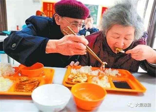 “废物式养老”正在毁掉多少老年人的养老生活？