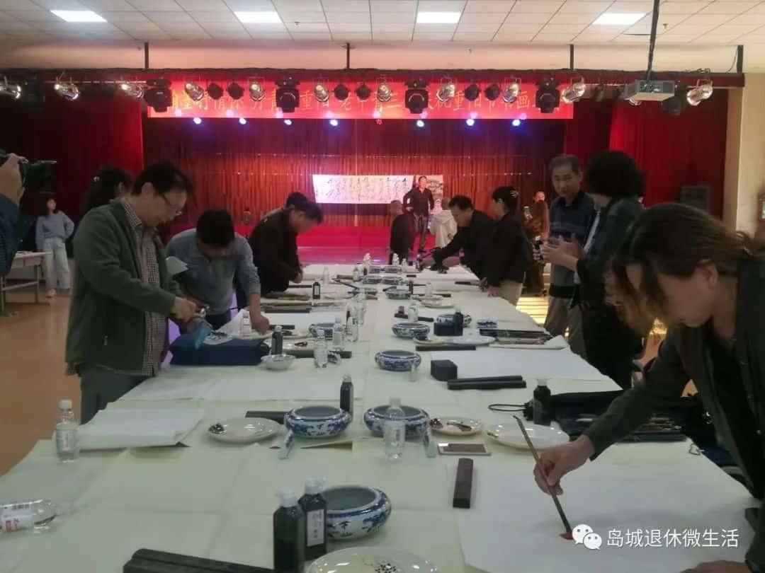 翰墨抒情怀丹青绘重阳——老中青三代庆祝重阳节书画笔会